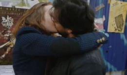 男女亲吻视频,男女亲吻视频捕捉浪漫瞬间